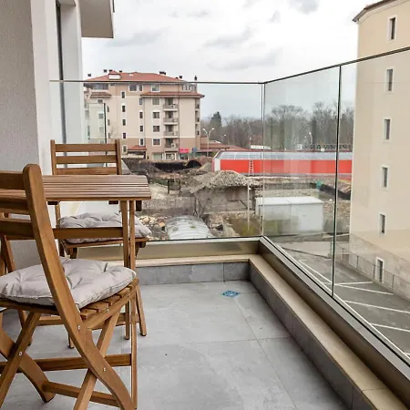 Cozy 1br In Phenix Palace - Parking Included By Flat Manаger Апартаменты